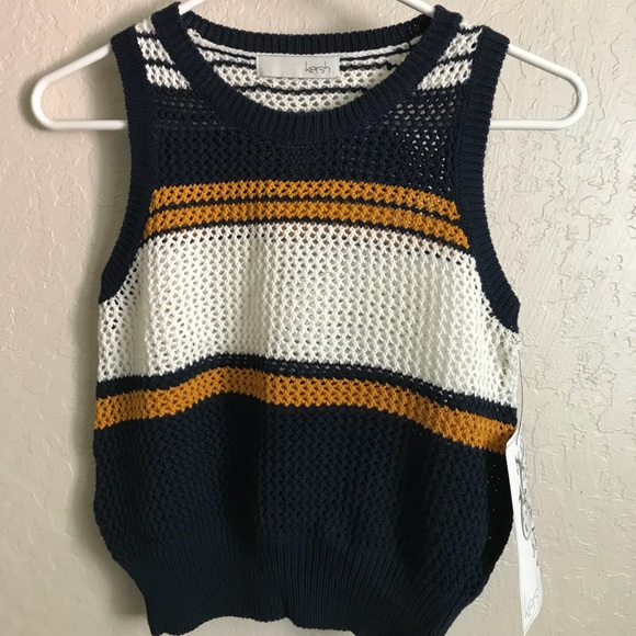 NWT sweater vest /top - Picture 1 of 3